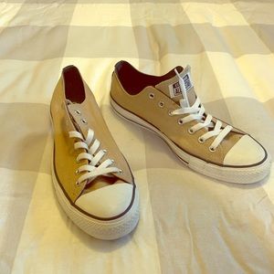 Converse All Star Chuck Taylors men’s size 10